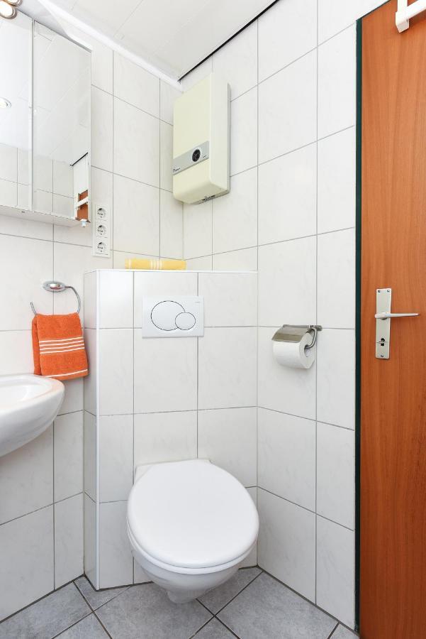Ferienhaus Leuchtturm Bensersiel Ngoại thất bức ảnh